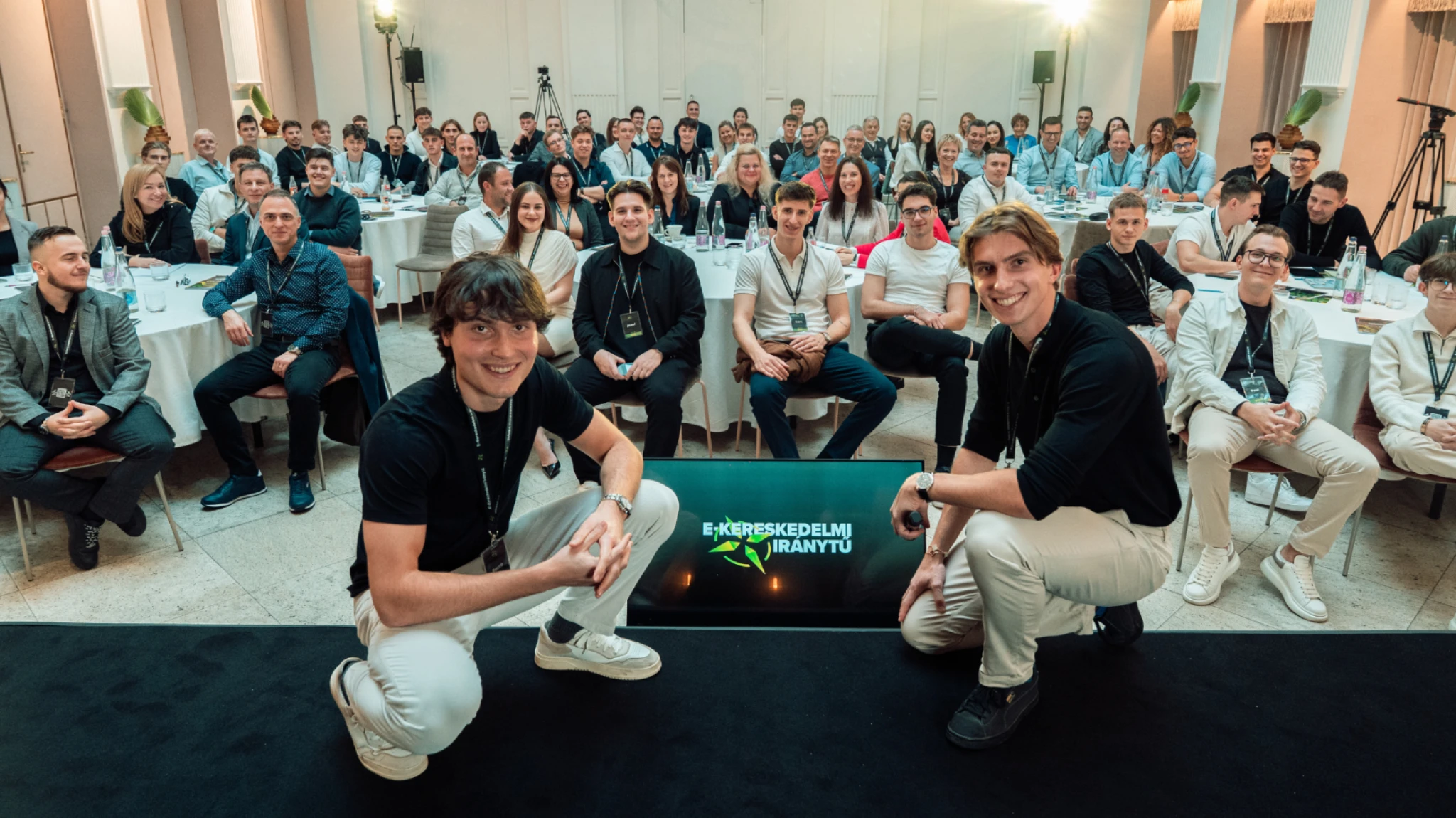 Az e-kereskedelem világa: lehetőségek, tanulási utak és online viták egy dinamikusan változó piacon!